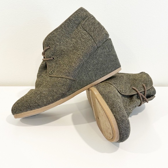 Toms Desert Wedge Ankle Lace-Up Boots Booties Shoes - Picture 1 of 8